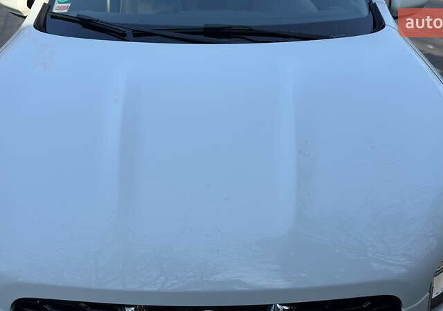 Белый Ниссан Кашкай, объемом двигателя 0 л и пробегом 165 тыс. км за 12500 $, фото 49 на Automoto.ua