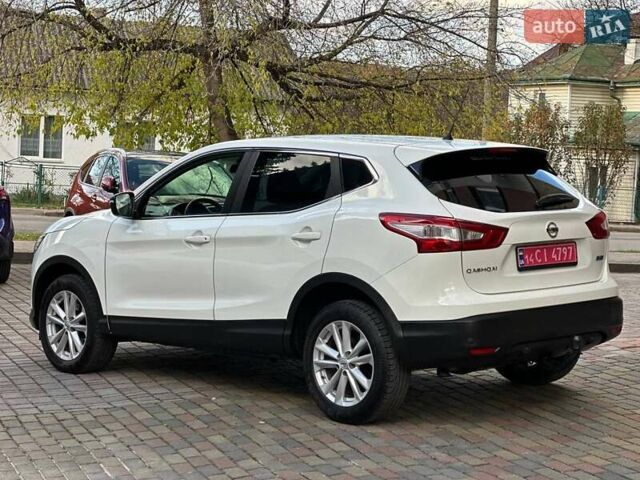Белый Ниссан Кашкай, объемом двигателя 1.5 л и пробегом 292 тыс. км за 13899 $, фото 24 на Automoto.ua