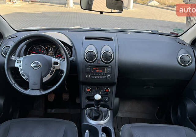 Белый Ниссан Кашкай, объемом двигателя 0 л и пробегом 165 тыс. км за 12500 $, фото 20 на Automoto.ua