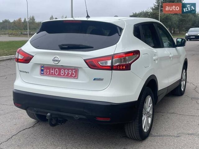Белый Ниссан Кашкай, объемом двигателя 1.5 л и пробегом 244 тыс. км за 14900 $, фото 7 на Automoto.ua