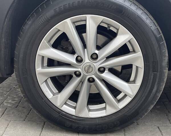 Белый Ниссан Кашкай, объемом двигателя 1.5 л и пробегом 244 тыс. км за 14999 $, фото 18 на Automoto.ua