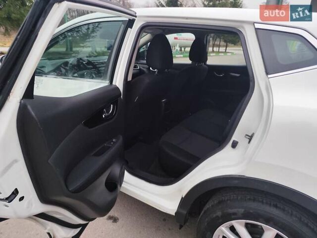 Белый Ниссан Кашкай, объемом двигателя 1.5 л и пробегом 190 тыс. км за 13990 $, фото 34 на Automoto.ua