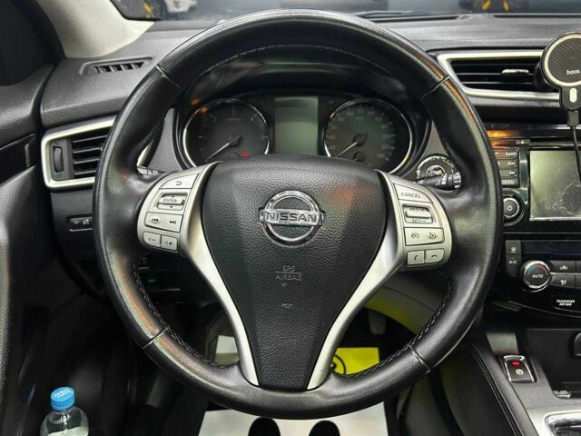 Белый Ниссан Кашкай, объемом двигателя 1.6 л и пробегом 220 тыс. км за 15000 $, фото 16 на Automoto.ua