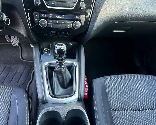 Белый Ниссан Кашкай, объемом двигателя 1.5 л и пробегом 292 тыс. км за 13899 $, фото 51 на Automoto.ua