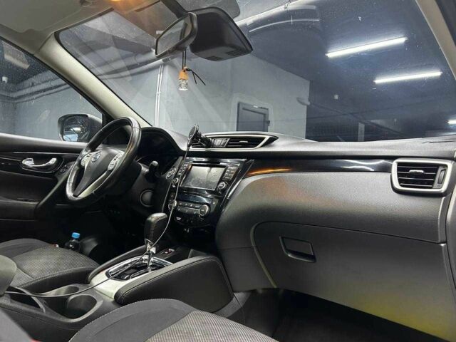 Белый Ниссан Кашкай, объемом двигателя 1.6 л и пробегом 220 тыс. км за 15000 $, фото 21 на Automoto.ua