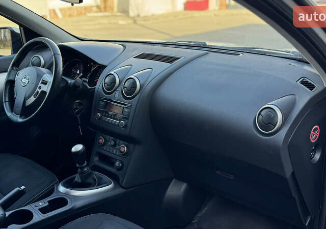 Белый Ниссан Кашкай, объемом двигателя 0 л и пробегом 165 тыс. км за 12500 $, фото 29 на Automoto.ua