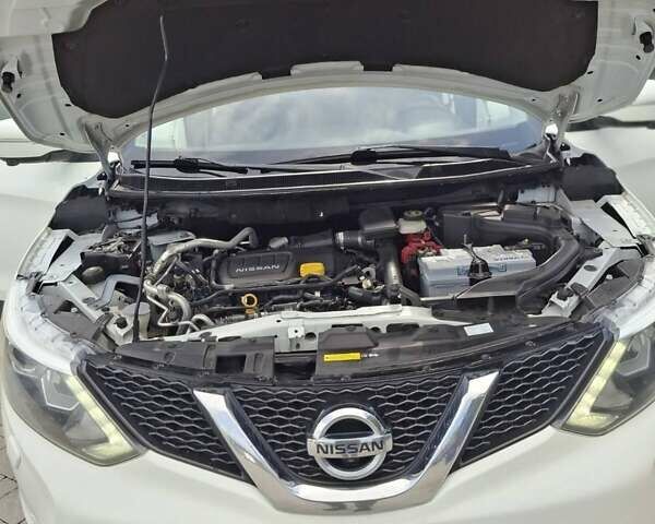 Білий Ніссан Кашкай, об'ємом двигуна 1.6 л та пробігом 211 тис. км за 14200 $, фото 28 на Automoto.ua