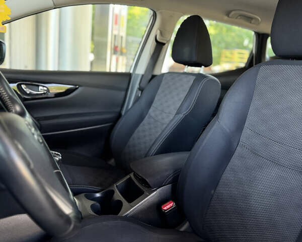 Белый Ниссан Кашкай, объемом двигателя 1.46 л и пробегом 240 тыс. км за 14299 $, фото 10 на Automoto.ua