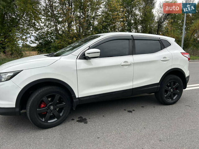 Білий Ніссан Кашкай, об'ємом двигуна 2 л та пробігом 230 тис. км за 11800 $, фото 11 на Automoto.ua