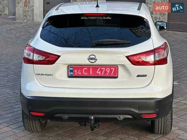 Белый Ниссан Кашкай, объемом двигателя 1.5 л и пробегом 292 тыс. км за 13899 $, фото 27 на Automoto.ua