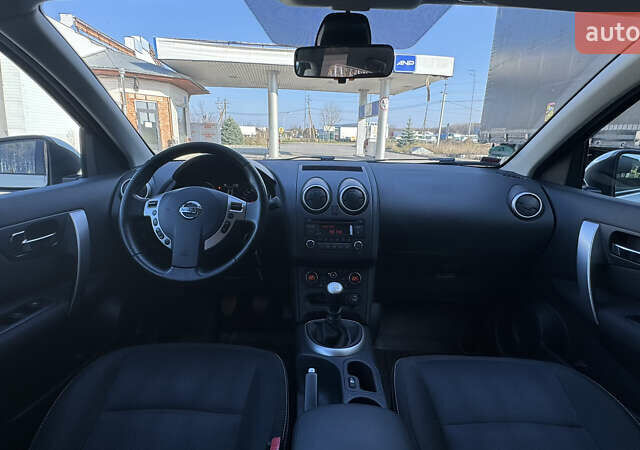 Белый Ниссан Кашкай, объемом двигателя 0 л и пробегом 165 тыс. км за 12500 $, фото 21 на Automoto.ua