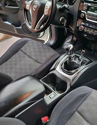 Білий Ніссан Кашкай, об'ємом двигуна 1.2 л та пробігом 191 тис. км за 11999 $, фото 50 на Automoto.ua