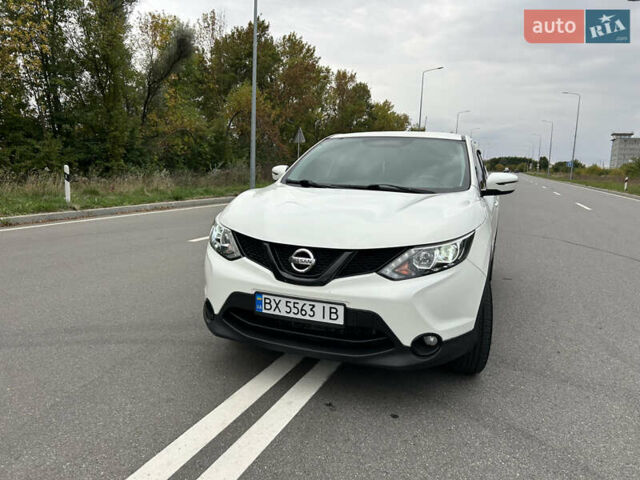 Білий Ніссан Кашкай, об'ємом двигуна 2 л та пробігом 230 тис. км за 11800 $, фото 12 на Automoto.ua