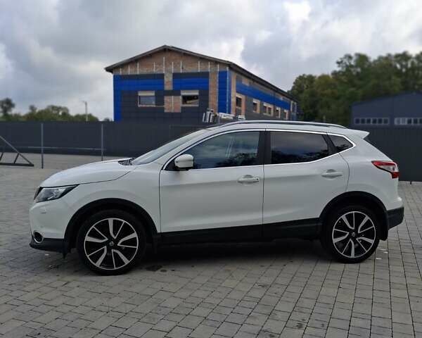 Білий Ніссан Кашкай, об'ємом двигуна 1.6 л та пробігом 211 тис. км за 14200 $, фото 6 на Automoto.ua