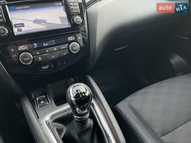 Білий Ніссан Кашкай, об'ємом двигуна 1.6 л та пробігом 238 тис. км за 13200 $, фото 39 на Automoto.ua