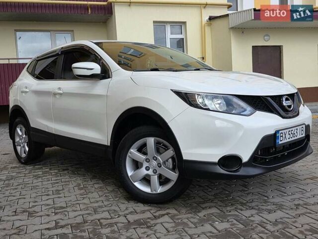 Ниссан Кашкай 2014 в Хмельницком на Automoto.ua Белый Ниссан Кашкай, объемом двигателя 2 л и пробегом 230 тыс. км за 11777 $, фото 1 на Automoto.ua