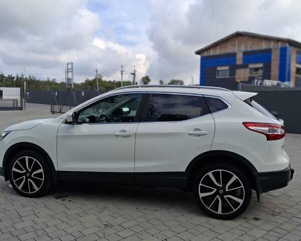 Білий Ніссан Кашкай, об'ємом двигуна 1.6 л та пробігом 211 тис. км за 14200 $, фото 5 на Automoto.ua