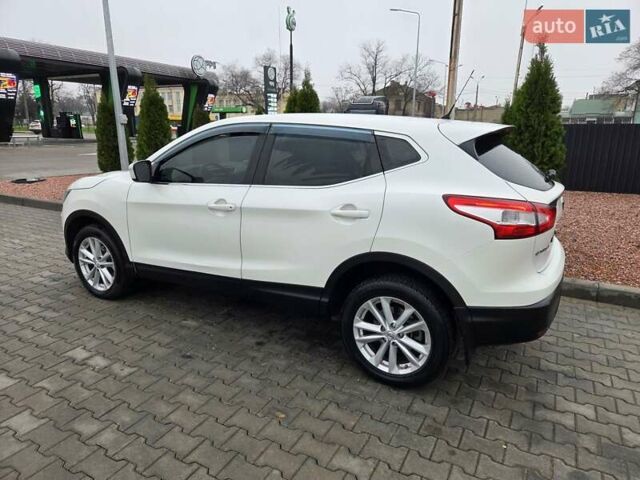 Білий Ніссан Кашкай, об'ємом двигуна 1.6 л та пробігом 174 тис. км за 13400 $, фото 5 на Automoto.ua