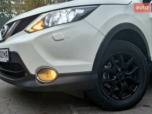 Білий Ніссан Кашкай, об'ємом двигуна 1.2 л та пробігом 191 тис. км за 11999 $, фото 11 на Automoto.ua
