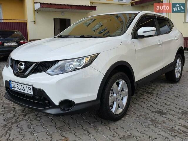 Ниссан Кашкай 2014 в Хмельницком на Automoto.ua Белый Ниссан Кашкай, объемом двигателя 2 л и пробегом 230 тыс. км за 11777 $, фото 5 на Automoto.ua