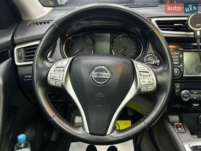 Ніссан Кашкай 2014 у Чернівцях на Automoto.ua Білий Ніссан Кашкай, об'ємом двигуна 1.6 л та пробігом 220 тис. км за 15000 $, фото 16 на Automoto.ua