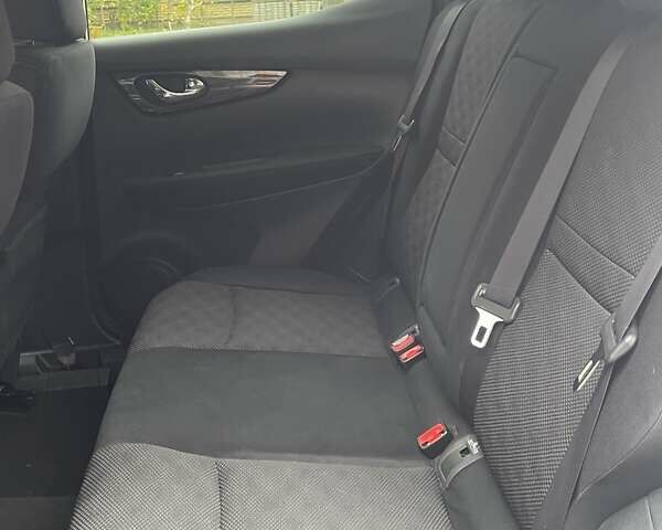 Белый Ниссан Кашкай, объемом двигателя 1.5 л и пробегом 244 тыс. км за 14999 $, фото 26 на Automoto.ua