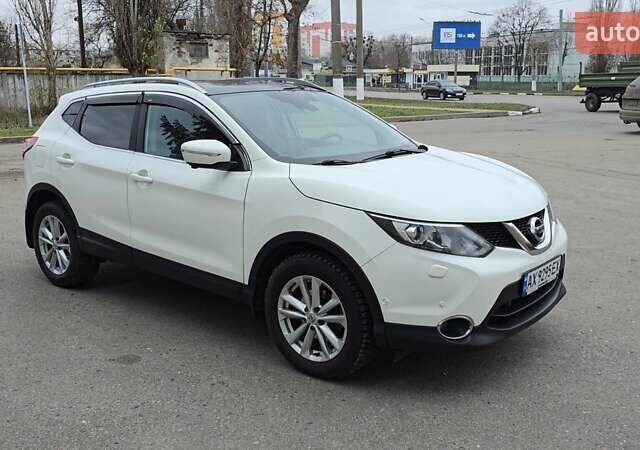 Білий Ніссан Кашкай, об'ємом двигуна 1.6 л та пробігом 103 тис. км за 16500 $, фото 3 на Automoto.ua