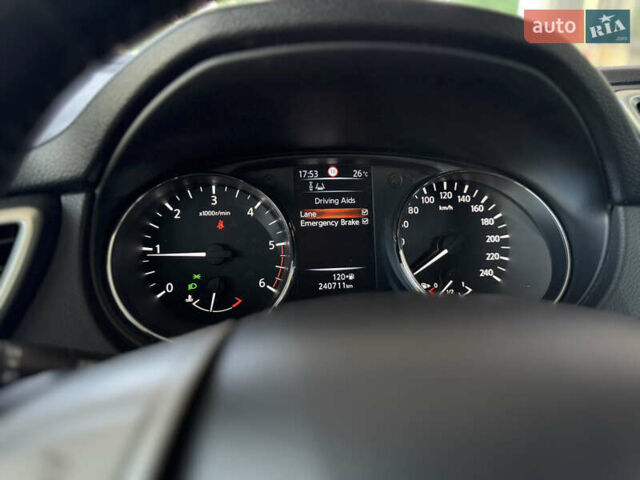 Белый Ниссан Кашкай, объемом двигателя 1.46 л и пробегом 240 тыс. км за 14299 $, фото 15 на Automoto.ua