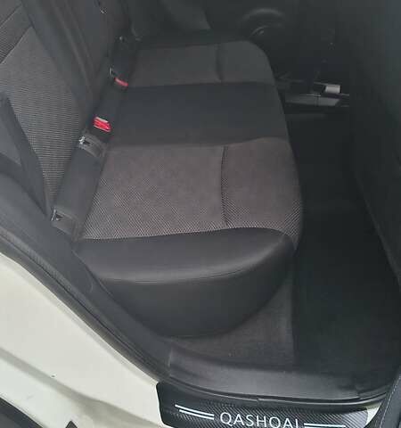 Білий Ніссан Кашкай, об'ємом двигуна 1.2 л та пробігом 191 тис. км за 11999 $, фото 41 на Automoto.ua