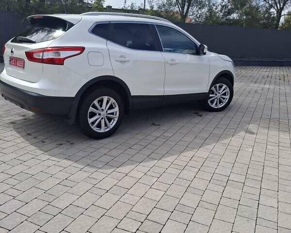 Білий Ніссан Кашкай, об'ємом двигуна 1.6 л та пробігом 280 тис. км за 15200 $, фото 7 на Automoto.ua