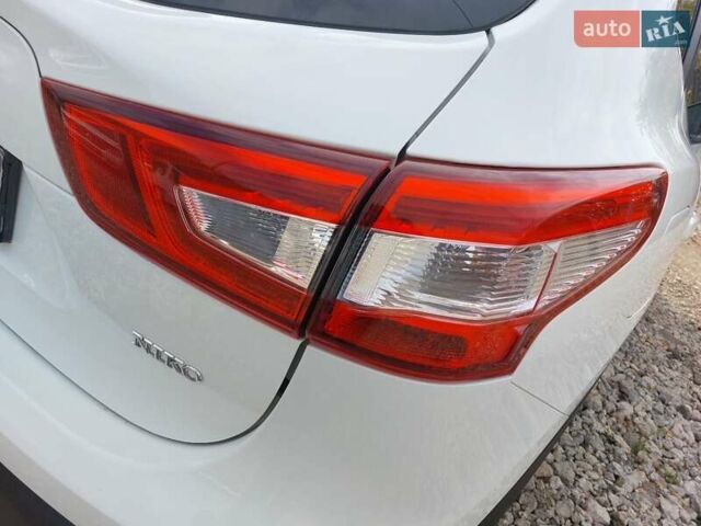 Білий Ніссан Кашкай, об'ємом двигуна 1.6 л та пробігом 143 тис. км за 16000 $, фото 23 на Automoto.ua