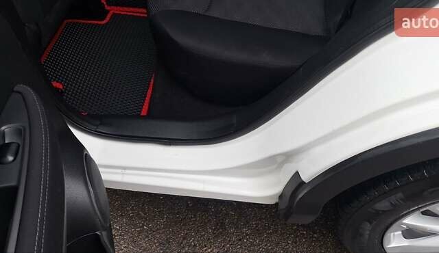 Белый Ниссан Кашкай, объемом двигателя 1.5 л и пробегом 134 тыс. км за 14900 $, фото 59 на Automoto.ua