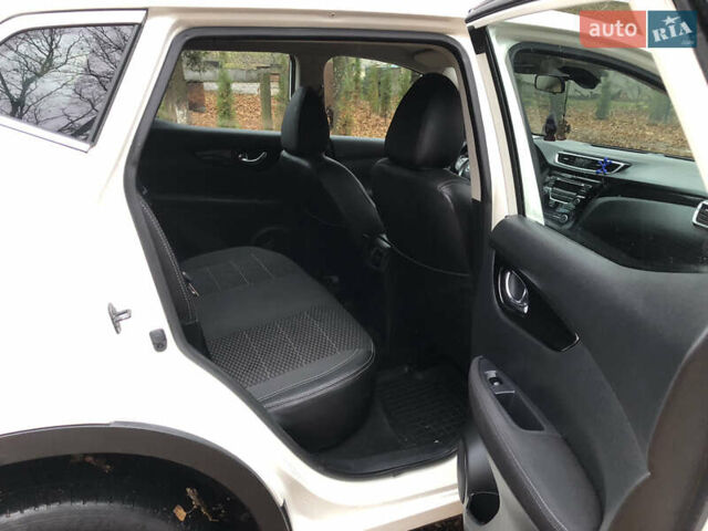 Білий Ніссан Кашкай, об'ємом двигуна 1.2 л та пробігом 138 тис. км за 12400 $, фото 37 на Automoto.ua