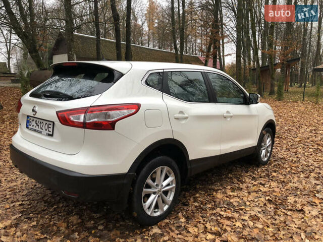 Білий Ніссан Кашкай, об'ємом двигуна 1.2 л та пробігом 138 тис. км за 12400 $, фото 14 на Automoto.ua