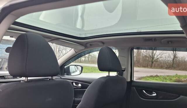 Белый Ниссан Кашкай, объемом двигателя 1.5 л и пробегом 134 тыс. км за 14900 $, фото 62 на Automoto.ua