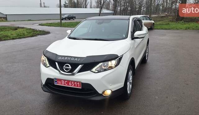 Белый Ниссан Кашкай, объемом двигателя 1.5 л и пробегом 134 тыс. км за 14900 $, фото 111 на Automoto.ua