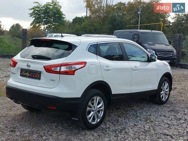 Білий Ніссан Кашкай, об'ємом двигуна 1.6 л та пробігом 143 тис. км за 16000 $, фото 4 на Automoto.ua