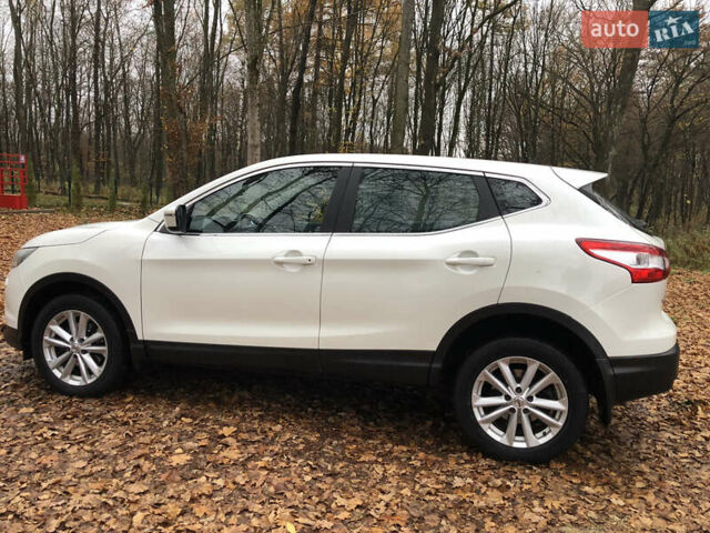 Білий Ніссан Кашкай, об'ємом двигуна 1.2 л та пробігом 138 тис. км за 12400 $, фото 25 на Automoto.ua