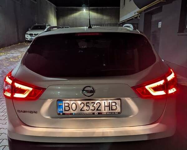 Ніссан Кашкай 2015 у Тернополі на Automoto.ua Білий Ніссан Кашкай, об'ємом двигуна 1.6 л та пробігом 73 тис. км за 16700 $, фото 37 на Automoto.ua
