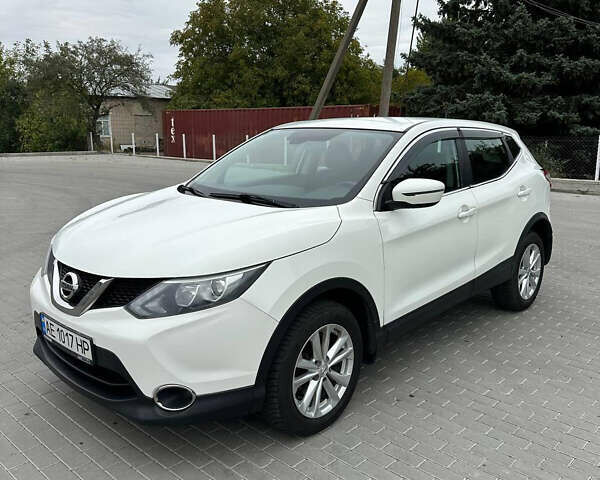 Білий Ніссан Кашкай, об'ємом двигуна 1.6 л та пробігом 133 тис. км за 13700 $, фото 2 на Automoto.ua