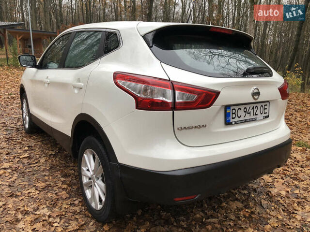 Білий Ніссан Кашкай, об'ємом двигуна 1.2 л та пробігом 138 тис. км за 12400 $, фото 20 на Automoto.ua