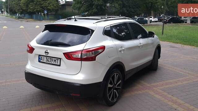 Білий Ніссан Кашкай, об'ємом двигуна 1.6 л та пробігом 285 тис. км за 15400 $, фото 2 на Automoto.ua