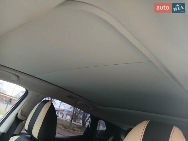 Белый Ниссан Кашкай, объемом двигателя 1.6 л и пробегом 175 тыс. км за 14800 $, фото 23 на Automoto.ua