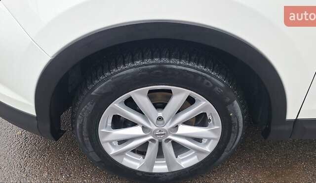 Белый Ниссан Кашкай, объемом двигателя 1.5 л и пробегом 134 тыс. км за 14900 $, фото 128 на Automoto.ua