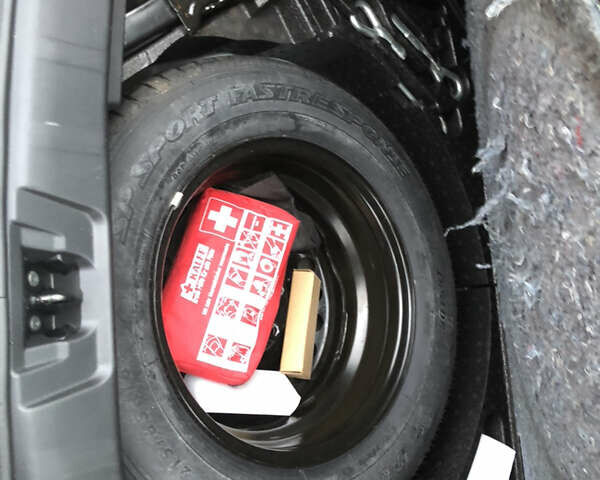 Білий Ніссан Кашкай, об'ємом двигуна 1.2 л та пробігом 138 тис. км за 12400 $, фото 44 на Automoto.ua