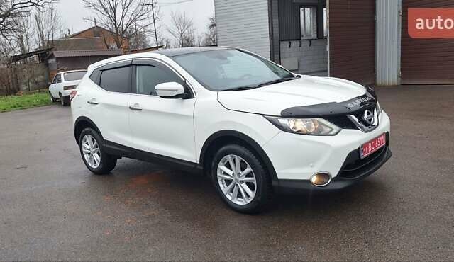 Белый Ниссан Кашкай, объемом двигателя 1.5 л и пробегом 134 тыс. км за 14900 $, фото 119 на Automoto.ua