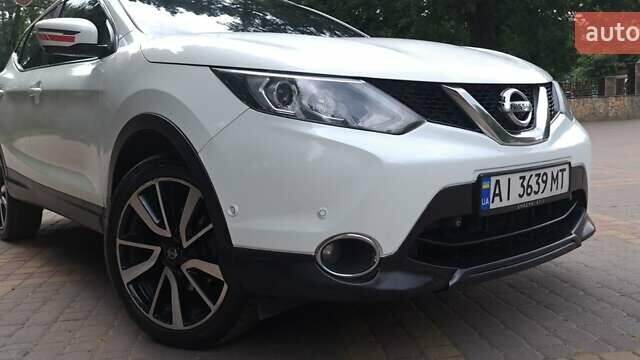 Білий Ніссан Кашкай, об'ємом двигуна 1.6 л та пробігом 285 тис. км за 15400 $, фото 8 на Automoto.ua