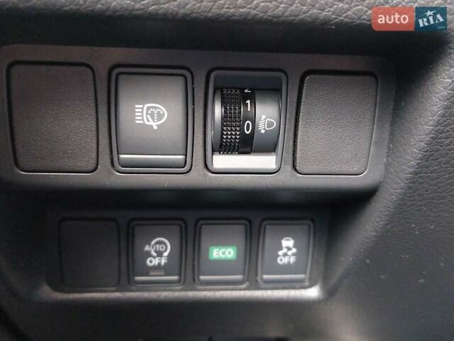 Білий Ніссан Кашкай, об'ємом двигуна 1.6 л та пробігом 143 тис. км за 16000 $, фото 21 на Automoto.ua