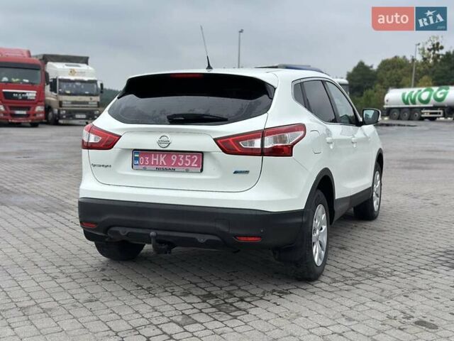 Білий Ніссан Кашкай, об'ємом двигуна 1.5 л та пробігом 217 тис. км за 13300 $, фото 11 на Automoto.ua