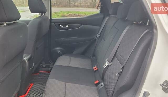 Белый Ниссан Кашкай, объемом двигателя 1.5 л и пробегом 134 тыс. км за 14900 $, фото 55 на Automoto.ua